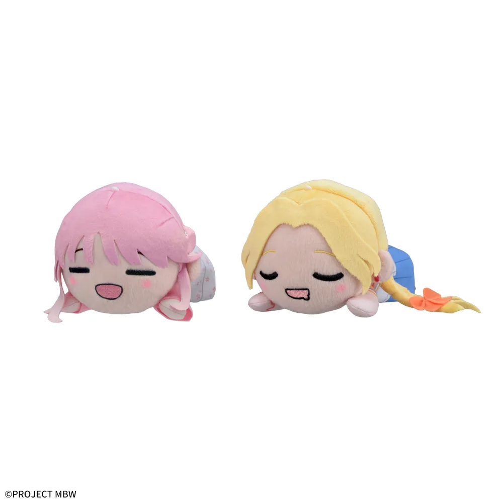 前橋ウィッチーズ寝そべりぬいぐるみ～私服～