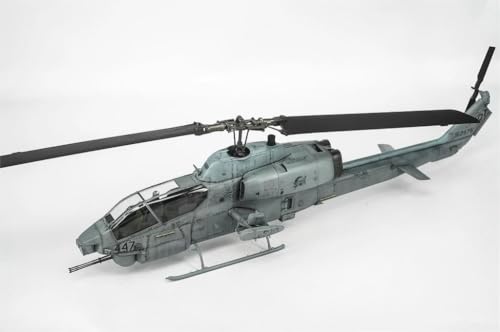 トランペッター 1/35 ヘリコプター型 AH-1W スケールモデル ミリタリープラモデル 組み立て式 05116