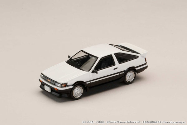 1/64 Toyota COROLLA LEVIN (AE86)/頭文字D 秋山渉 VS 藤原拓海