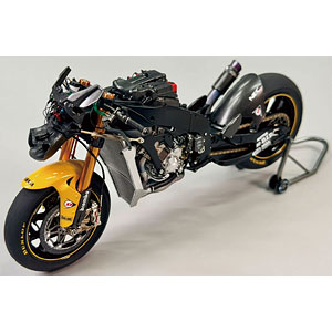 プラッツ BEEMAX 1/12 ヤマハ YZR-M1 2007 プラモデル BX13002