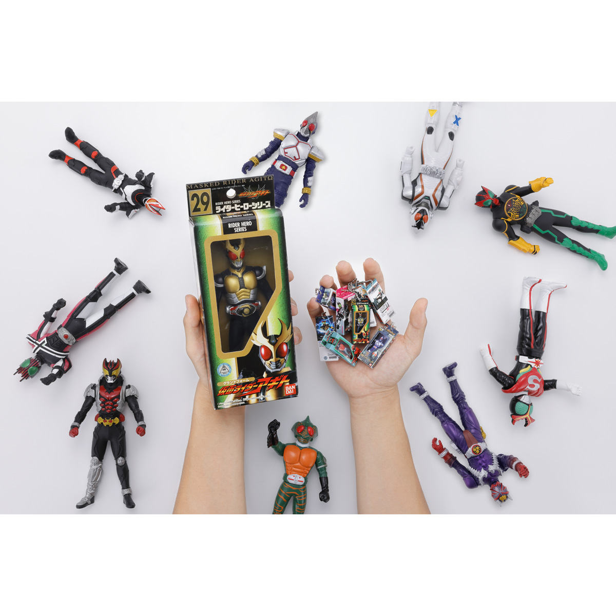 仮面ライダー ソフビパッケージチャーム2＆チョコビスケット 10個入りBOX (食玩)