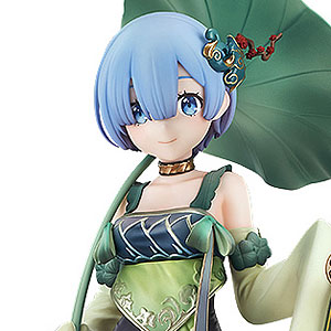 Re：ゼロから始める異世界生活 レム 庭園中の休みVer. 1/7 完成品フィギュア