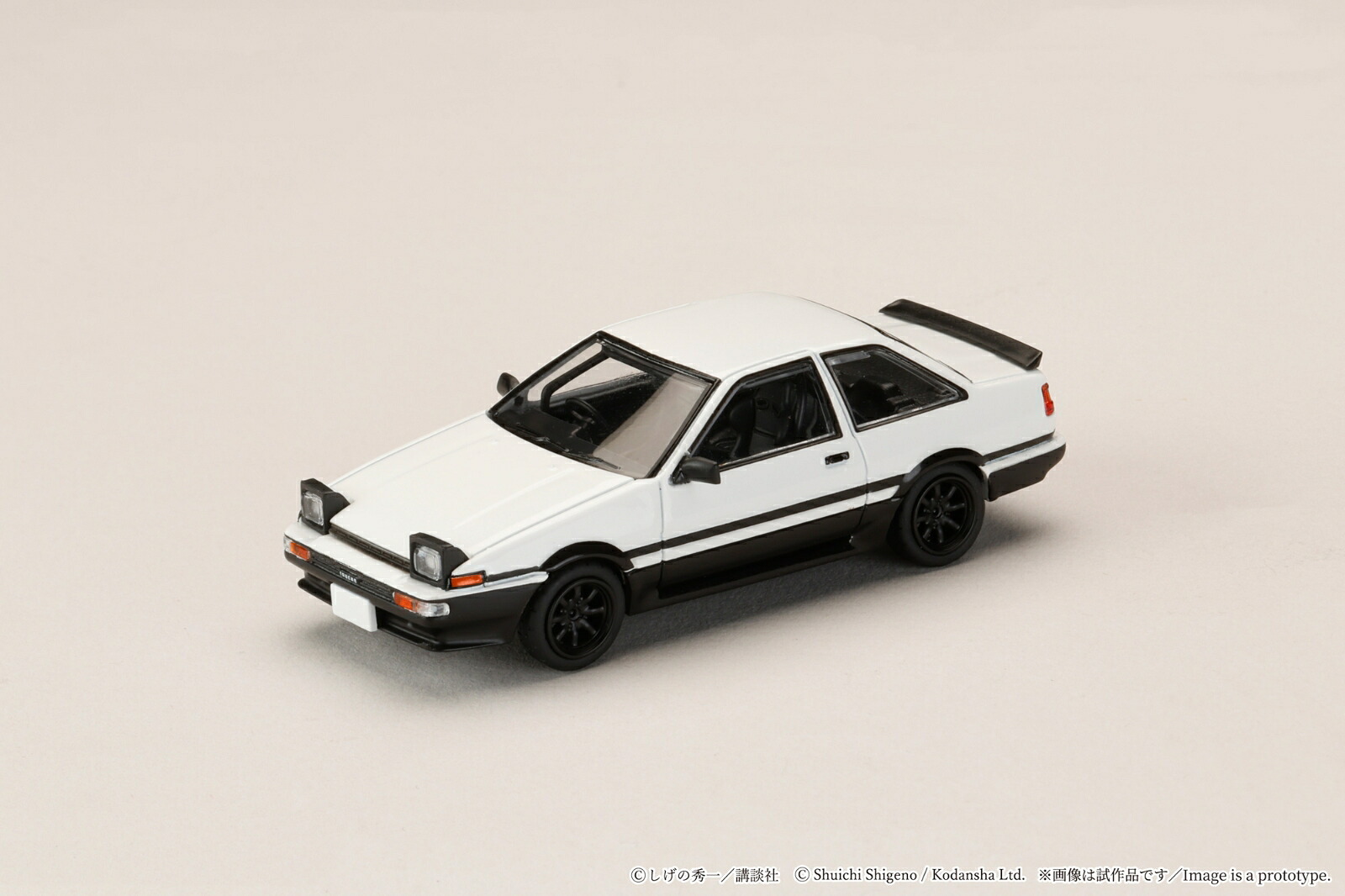 1/64 Toyota SPRINTER TRUENO (AE86)2door /『頭文字D』 乾 信司 VS 藤原 拓海 【HJDMD013】 (ミニカー)