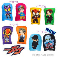 仮面ライダーガヴ　デフォルメ　ダイカット　クッション（全4種）
