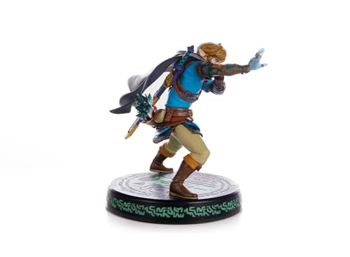 Zelda: Tears of the Kingdom - Link PVC Statue