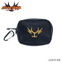 仮面ライダーアギト　カラビナ付きポーチ